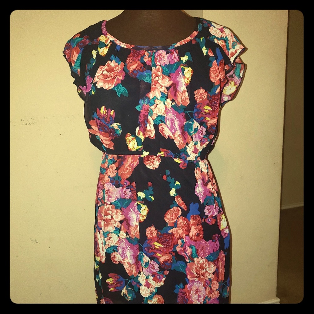 Sweet storm Med midi to mini length dress